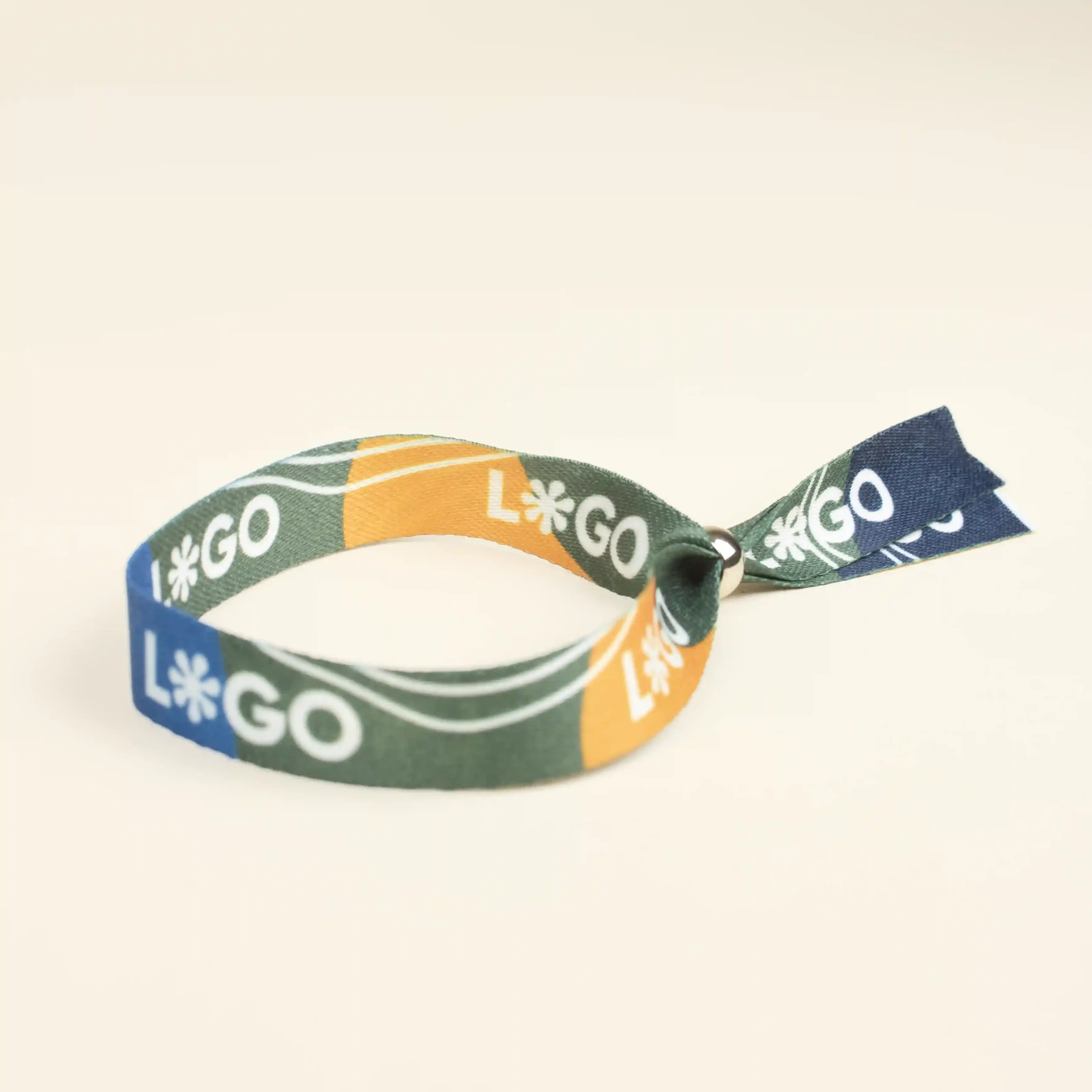 DOLLY: Bracelet en rPET. Impression en quadri recto/verso